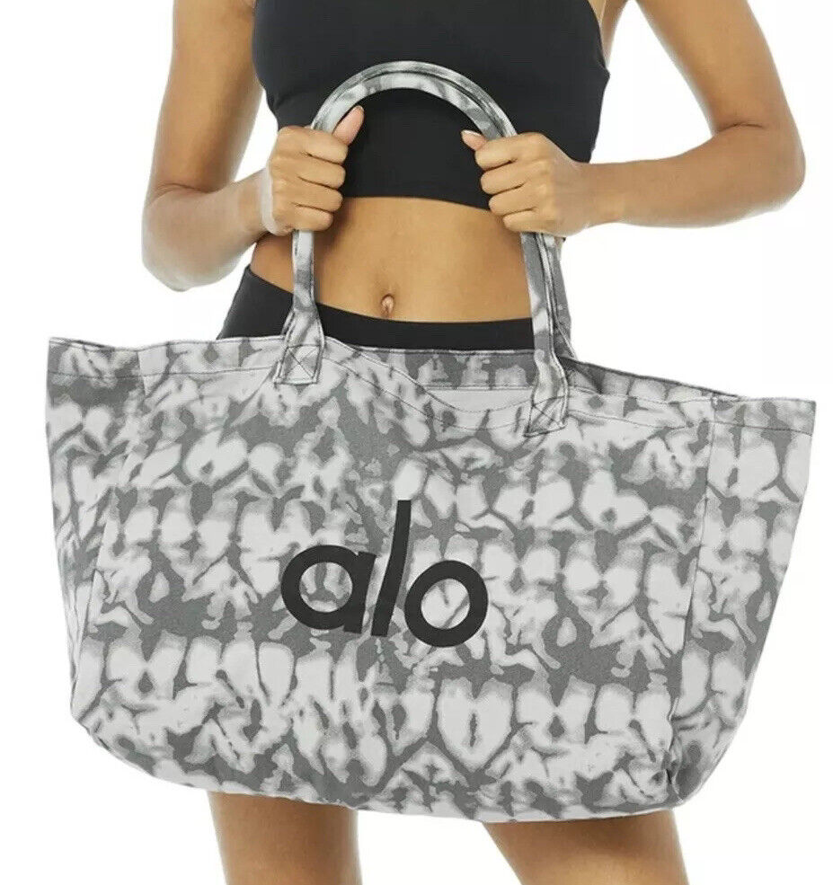 2 Ps New Alo Yoga Large Tie Dye Canvas Pilates Yoga Shopping Tote Bag
