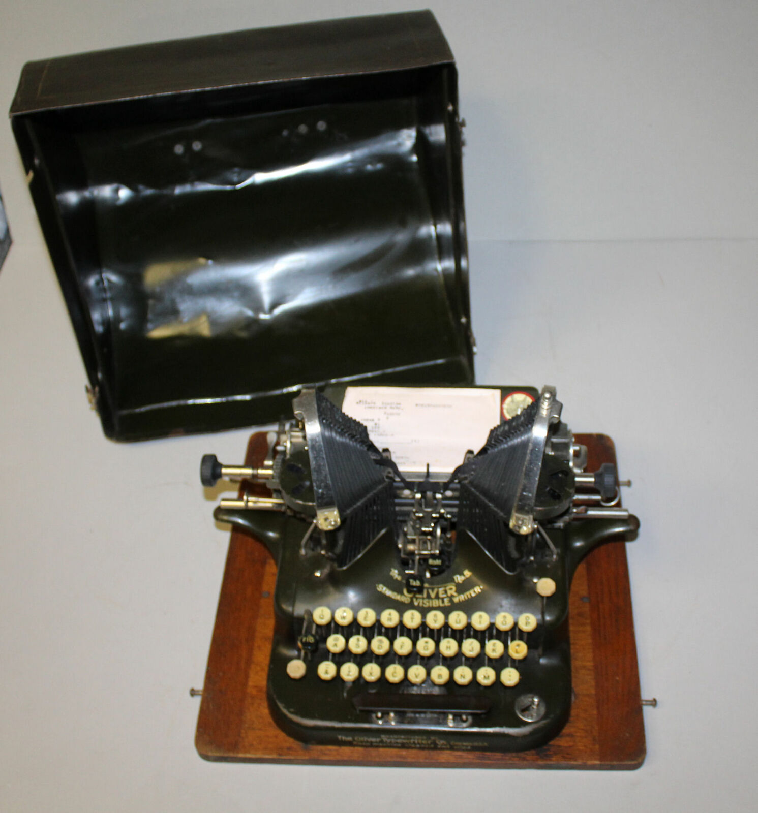Antique Oliver Batwing Typewriter No. 5 With Original Case And Oak Board – 1906