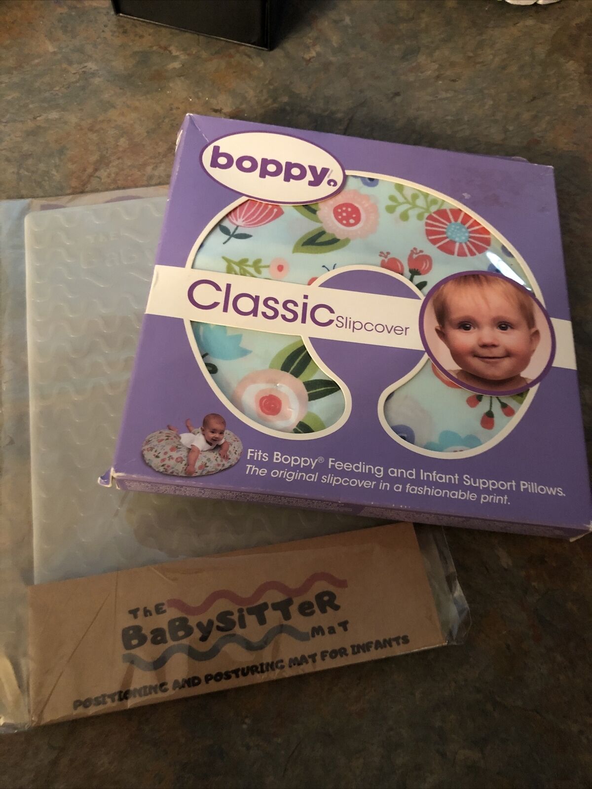 Baby Infant Boppy Classic Slipcover Fresh Flowers With Babysitter Mat