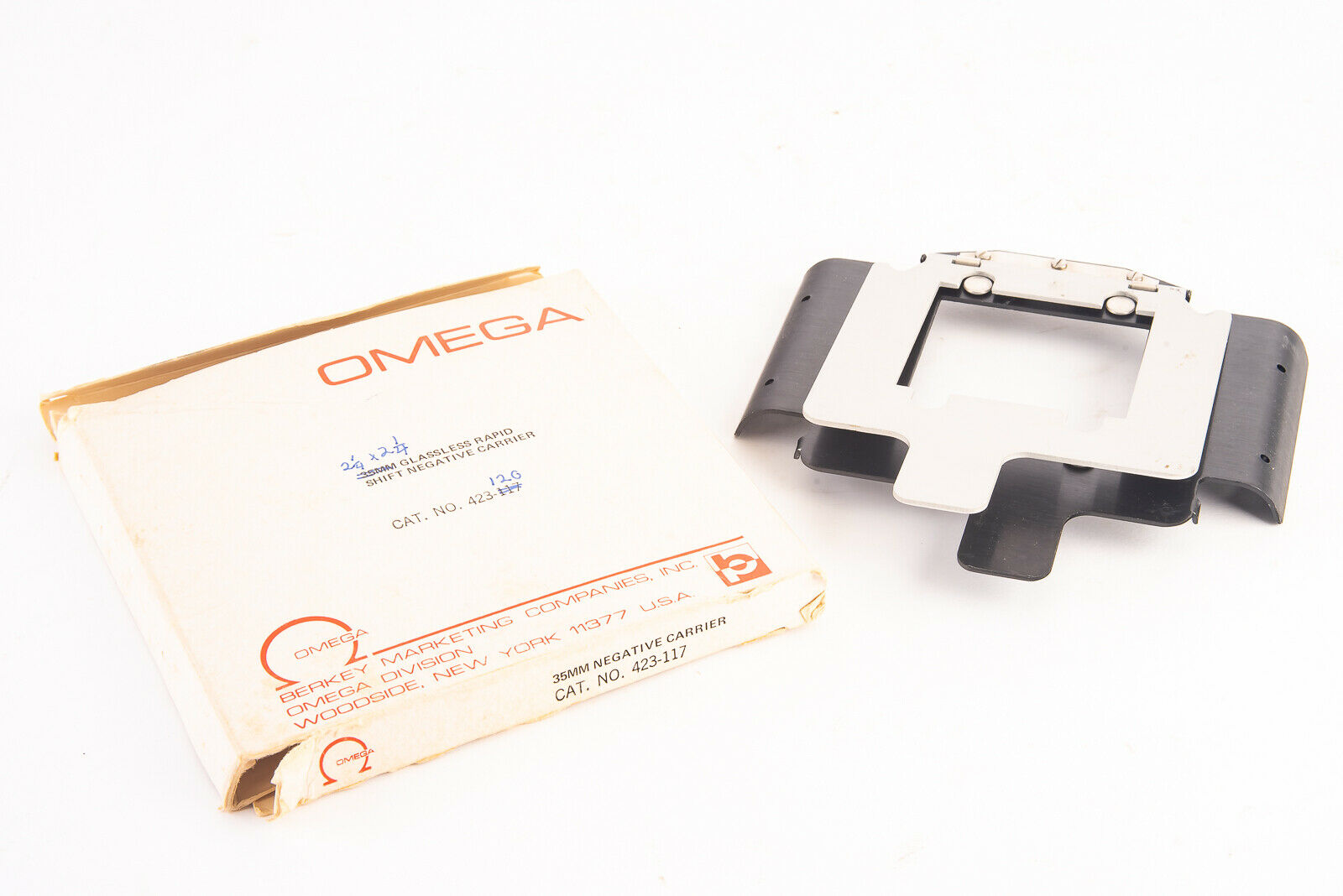 Omega 423-120 2 1/4 X 2 1/4" 6x6cm Glassless Rapid Shift Negative Carrier V17
