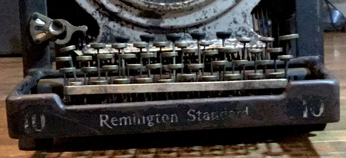 Antique 1910 Remington Standard No. 10 Typewritter