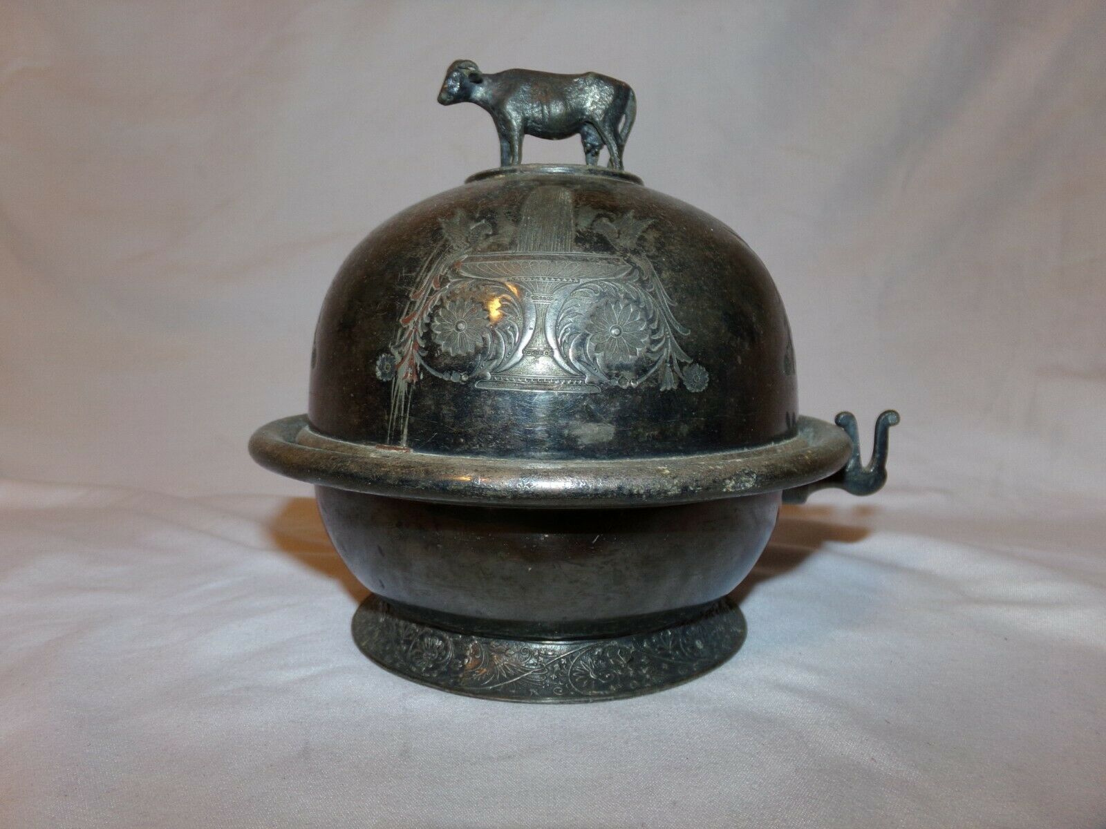1800's Silver Plate Butter Dish W/cow Figurine & Porcelain Dish Middletown Plate