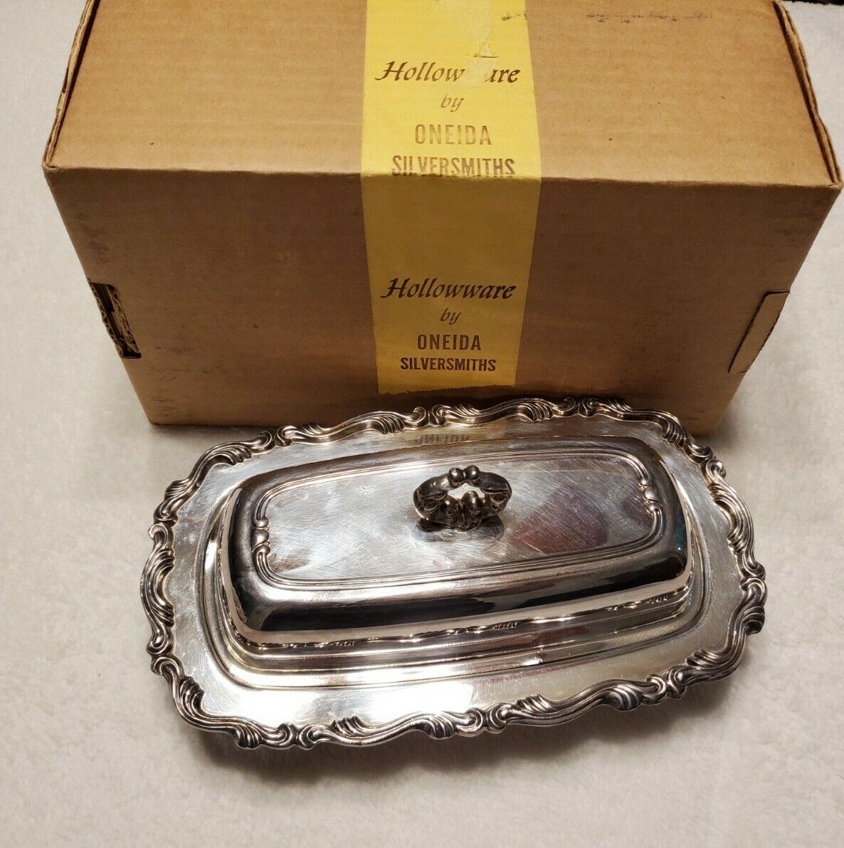 Vintage William A Rogers Silverplate Holloware Butter Dish With Glass Tray