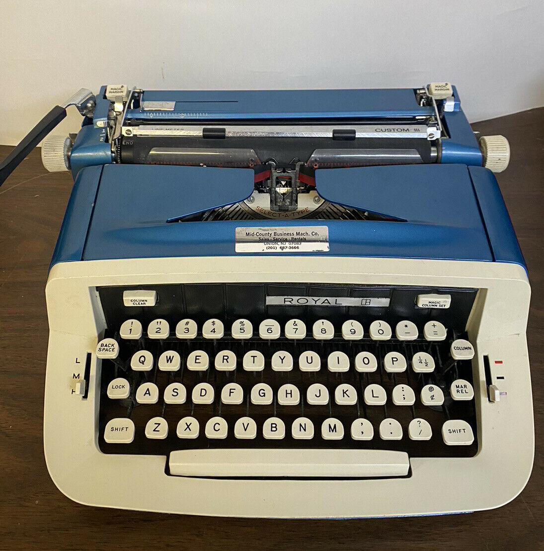 Vintage Royal Custom Iii Typewriter Cleaned+tested Metallic Blue Design