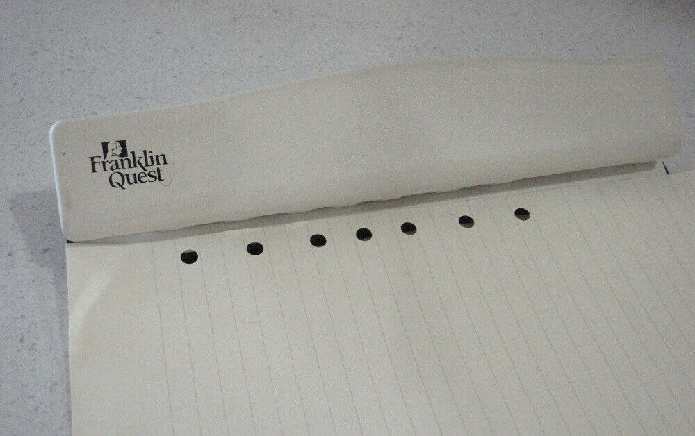 Franklin Covey Quest Classic Planner 7-hole Paper Punch  10¼" Clix Usa